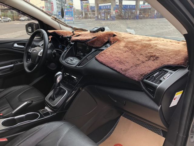 頂級四輪傳動版 原鈑件 無事故 渦輪增壓 馬力242P 扭力大駕馭感超高 里程保證 物超所值 親民價格 認證車 可貸款  第9張相片