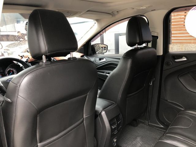 頂級四輪傳動版 原鈑件 無事故 渦輪增壓 馬力242P 扭力大駕馭感超高 里程保證 物超所值 親民價格 認證車 可貸款  第14張相片