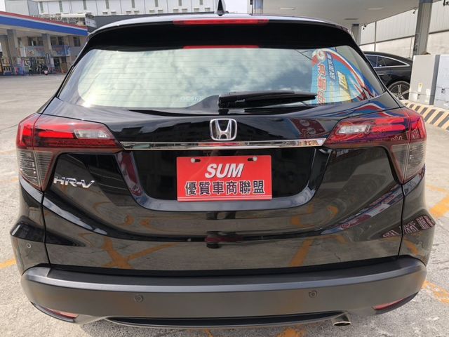 S版 一手車 鈑件原 里程保證 配備資料皆齊全 車況優 方向盤快控鍵 換檔撥片  恆溫空調 藍牙通訊 衛星導航  認證車  第6張相片