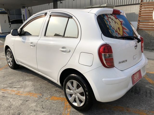 一手車 只跑13萬多 里程保證 低里程  省油 托善率好 保養維修零件便宜 遮風擋雨 代步首選小車  認證車 可保固  第5張相片