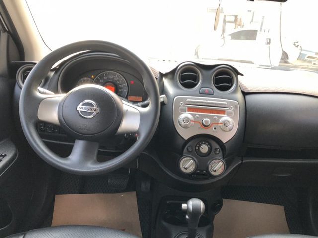 一手車 只跑13萬多 里程保證 低里程  省油 托善率好 保養維修零件便宜 遮風擋雨 代步首選小車  認證車 可保固  第7張相片