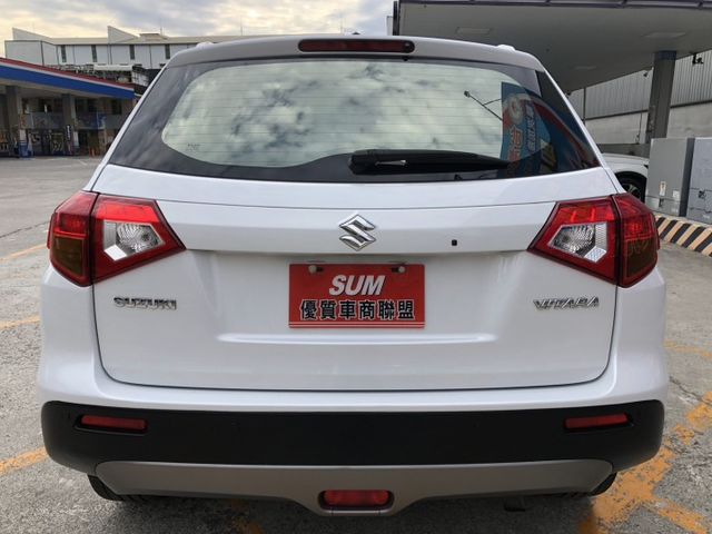 一手車里程保證 新車至今都在屏東原廠保修維護 鈑件原 1.4渦輪增壓 稅金省馬力足 歐規車體車身小巧安全性超越同境界車種  第6張相片