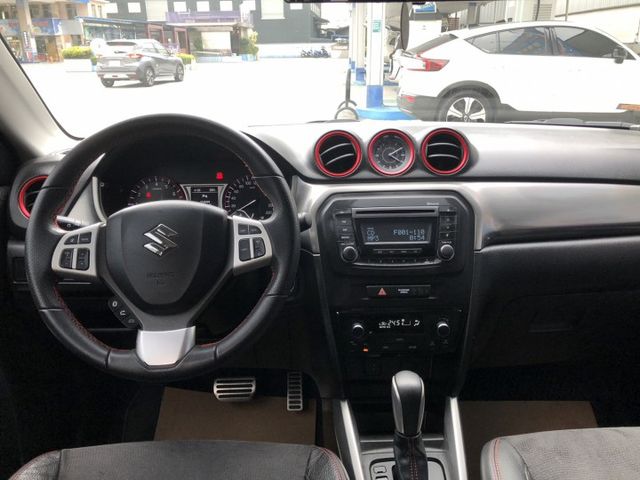 一手車里程保證 新車至今都在屏東原廠保修維護 鈑件原 1.4渦輪增壓 稅金省馬力足 歐規車體車身小巧安全性超越同境界車種  第7張相片