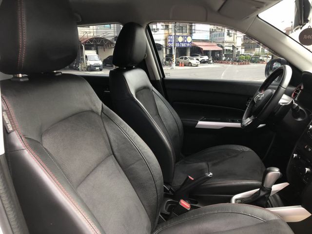 一手車里程保證 新車至今都在屏東原廠保修維護 鈑件原 1.4渦輪增壓 稅金省馬力足 歐規車體車身小巧安全性超越同境界車種  第14張相片