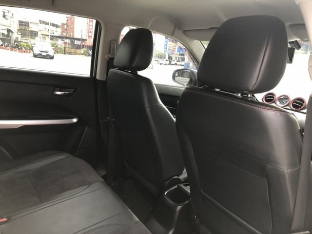 一手車里程保證 新車至今都在屏東原廠保修維護 鈑件原 1.4渦輪增壓 稅金省馬力足 歐規車體車身小巧安全性超越同境界車種  第16張相片