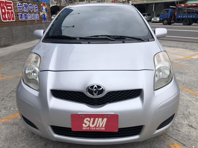 鈑件原 里程保證 恆溫 鋁圈  音響快控鍵 電動折疊後視鏡 後霧燈 省油 大空間 省保養費 代步最方便 好停車 認證車  第2張相片