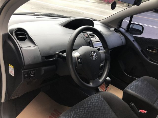 鈑件原 里程保證 恆溫 鋁圈  音響快控鍵 電動折疊後視鏡 後霧燈 省油 大空間 省保養費 代步最方便 好停車 認證車  第8張相片