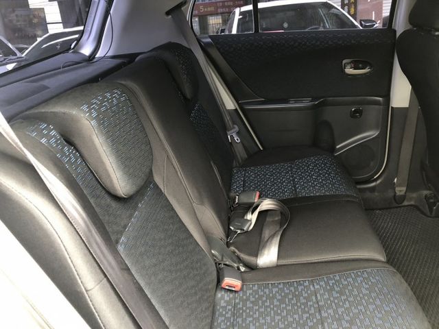 鈑件原 里程保證 恆溫 鋁圈  音響快控鍵 電動折疊後視鏡 後霧燈 省油 大空間 省保養費 代步最方便 好停車 認證車  第13張相片