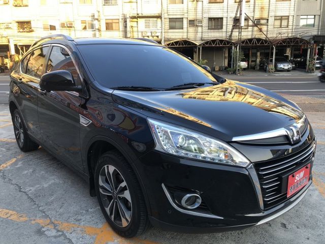 旗艦版 一手車 鈑件原 里程保證 配備資料皆齊全 車美價廉 物超所值 買到賺到  認證車 有保固 可貸款  第3張相片