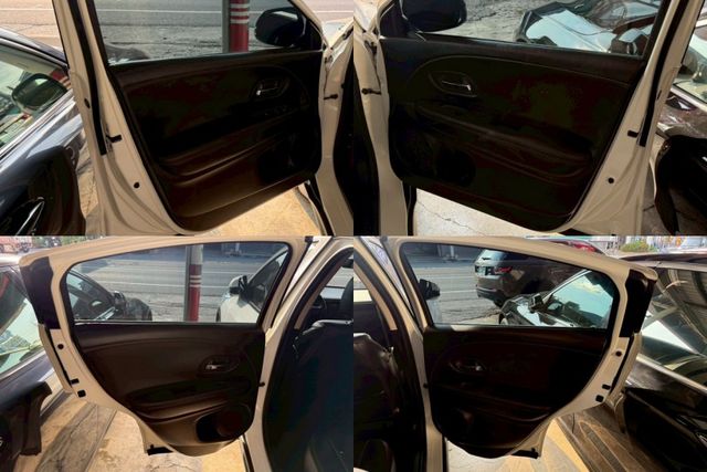 S版 鈑件原 里程保證  I-KEY 手自排 影音系統 快撥鍵 恆溫 定速 衛星導航  倒車顯影  認證車 有保固  第14張相片