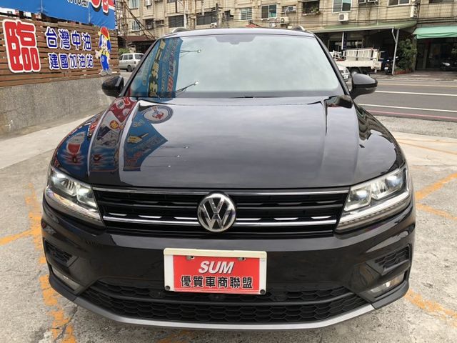 旅行式LED頭燈 一手車 鈑件原 里程保證 電動座椅 全景天窗 電動尾門 ACC跟車 配備資料皆齊全 認證車 有保固  第2張相片