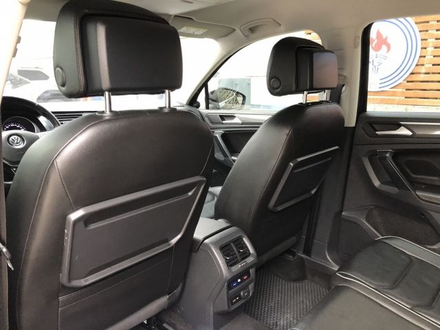 旅行式LED頭燈 一手車 鈑件原 里程保證 電動座椅 全景天窗 電動尾門 ACC跟車 配備資料皆齊全 認證車 有保固  第13張相片