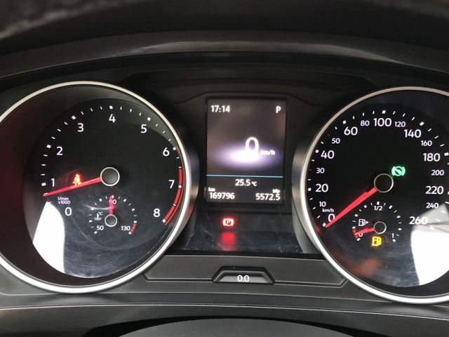 旅行式LED頭燈 一手車 鈑件原 里程保證 電動座椅 全景天窗 電動尾門 ACC跟車 配備資料皆齊全 認證車 有保固  第8張相片