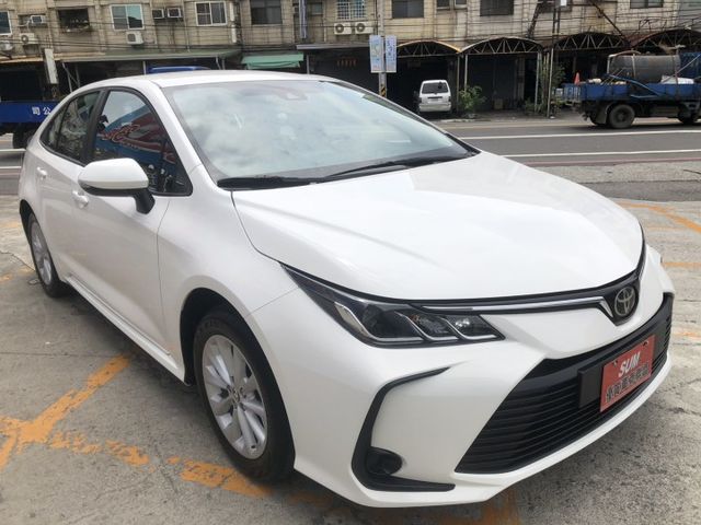 一手掛牌車 原鈑件 里程保證 只跑75公里 掛牌業績車 里程數為車輛移動時增加與新車並無兩樣 成交比照新車模式 買到省到  第3張相片