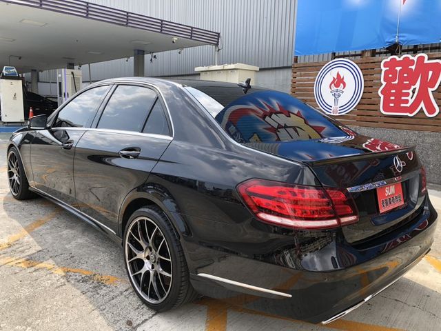 W212 小改款 鈑件原 里程保證 認證車 可貸款  第4張相片