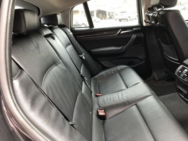 台灣總代理 一手車 鈑件原 里程保證 都在原廠保養 渦輪 4WD 免鑰匙系統 電動啟閉尾門 換檔撥片 認證車 可貸款  第12張相片