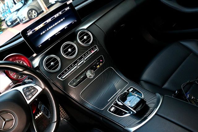 2016年 賓士C300 正AMG  第11張相片
