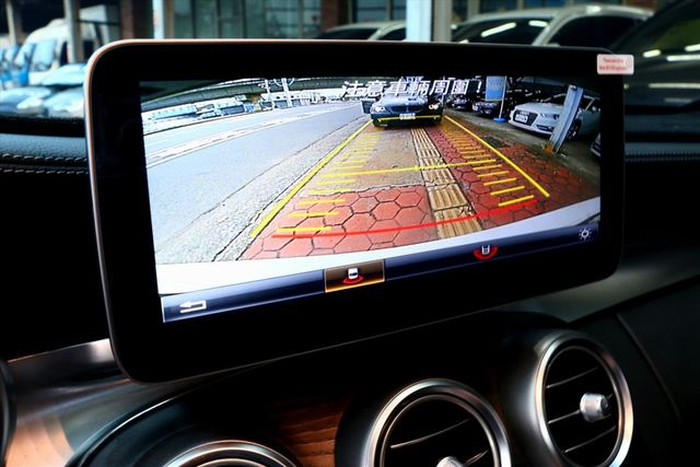 2016年 賓士C300 正AMG  第20張相片