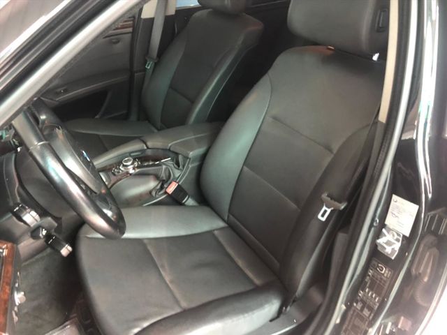 2010年 E60 520D柴油經典房車  第4張相片