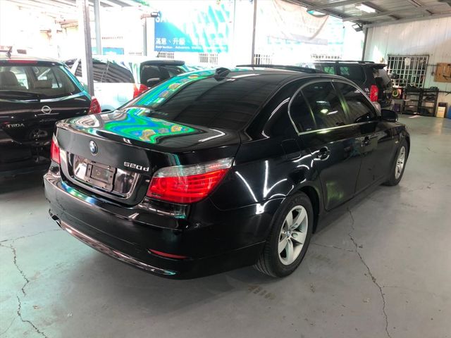 2010年 E60 520D柴油經典房車  第16張相片