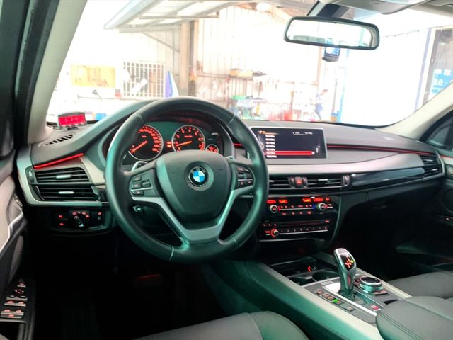 2015年 大改款 頂級35i 4WD  第4張相片