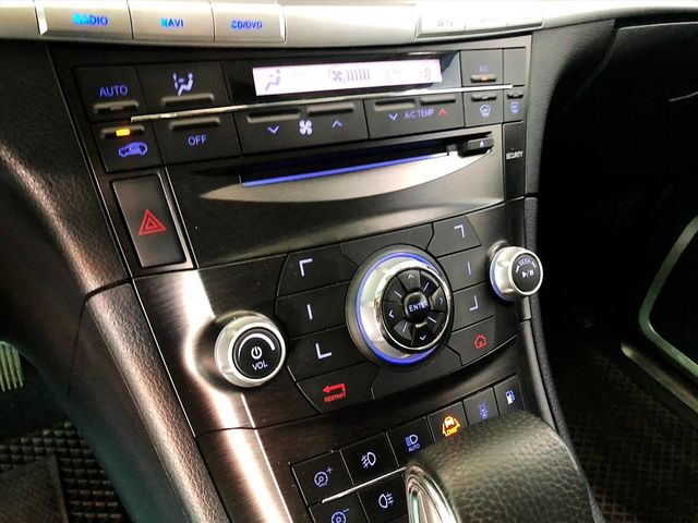 2014年 小改款 電子煞車 感應頭燈  第9張相片