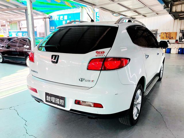 2014年 小改款 電子煞車 感應頭燈  第11張相片