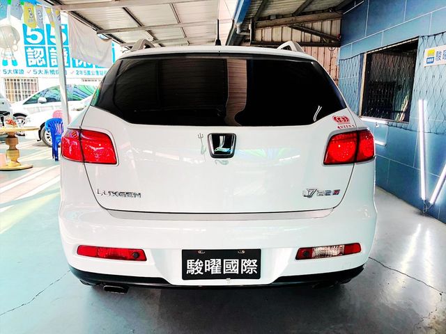 2014年 小改款 電子煞車 感應頭燈  第12張相片