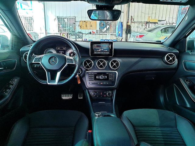 2014年 A180 正AMG  第6張相片