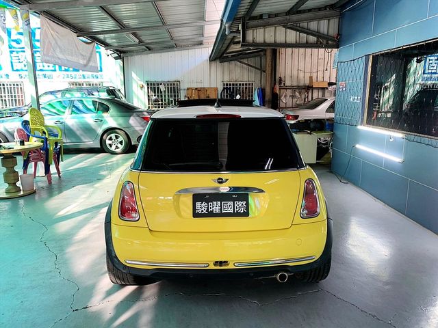 2005年 MINI COOPER 時尚  第13張相片