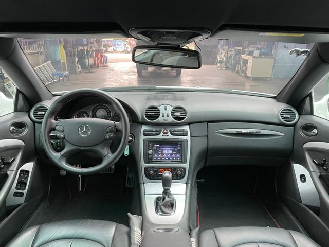 BENZ CLK200  第8張相片
