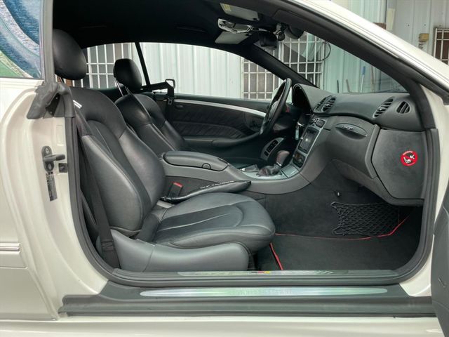 BENZ CLK200  第14張相片