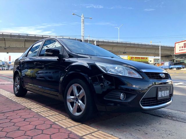 FORD FOCUS  第3張相片