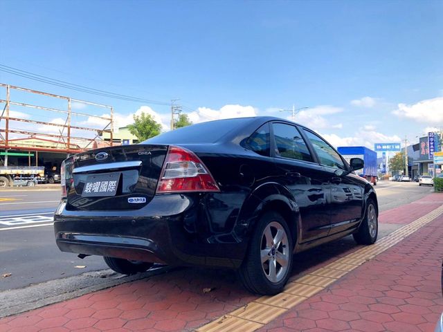FORD FOCUS  第5張相片