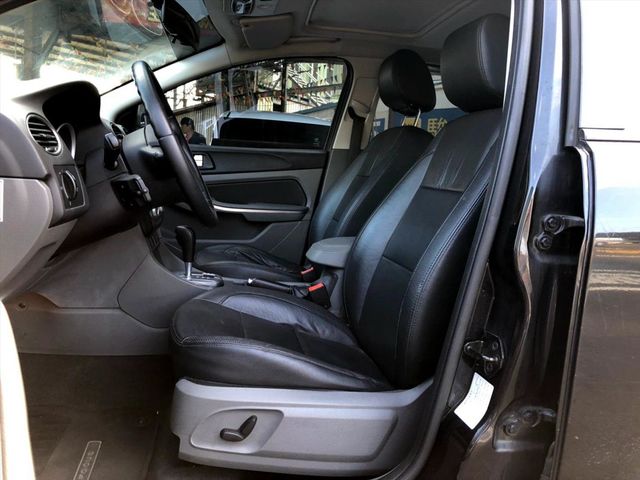 FORD FOCUS  第7張相片