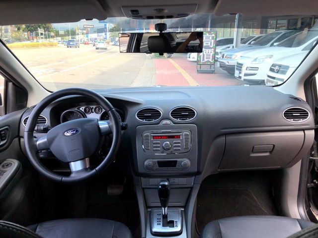 FORD FOCUS  第12張相片