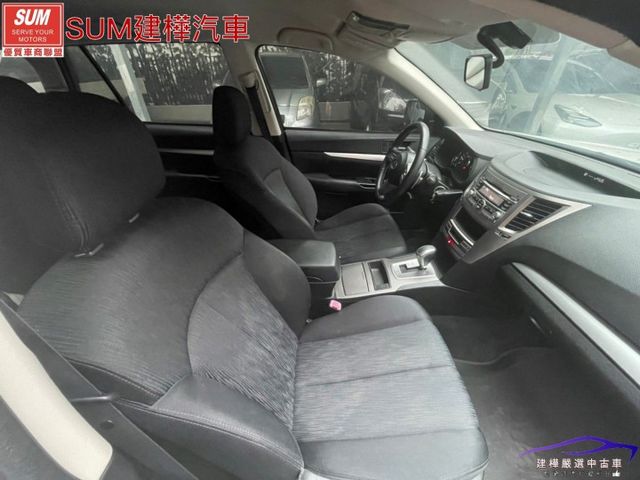 2010 Legacy 2.0 5D 市面上非常稀有的2.0五門Legacy 駕駛座電動座椅 4WD全都有  第9張相片