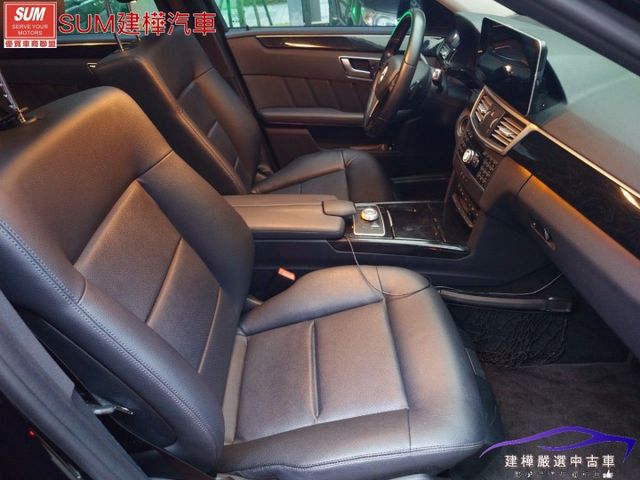 2012 E200 一手車庫車 里程只跑13萬 天窗 快撥 定速 電動椅  第9張相片