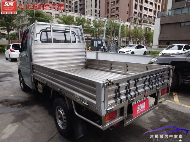 2014 菱利貨車 厚白鐵斗 一手車 全車原鈑件 倒車顯影  第6張相片