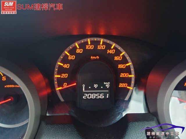 2010 FIT 五門都市小車 方向盤換檔快撥 小台好停又省油 小CC數省稅金  第12張相片