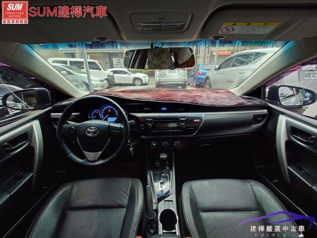 2014 Altis 一手車 全車原鈑件 里程只跑11萬 方向盤音響快控 行車紀錄 倒車顯影  第11張相片