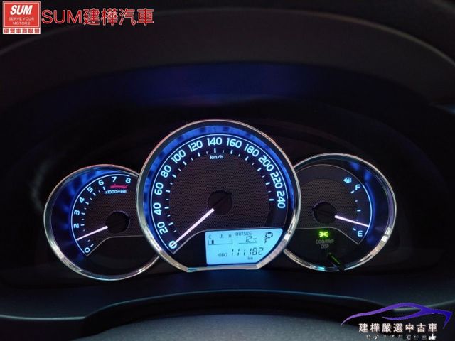 2014 Altis 一手車 全車原鈑件 里程只跑11萬 方向盤音響快控 行車紀錄 倒車顯影  第12張相片