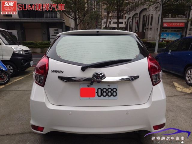 2016 YARIS 漂亮都會好車 全車原鈑件 里程只跑6萬 安卓機 導航 倒車顯影 全程原廠保養 車牌漂亮888  第5張相片