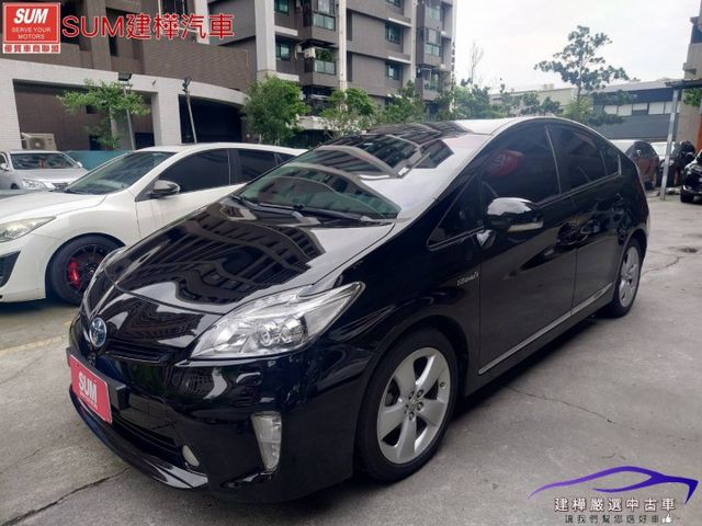 2014 prius I-KEY LED頭燈 大電瓶已換過 定速 全車雷達 導航 抬頭顯示  第1張相片