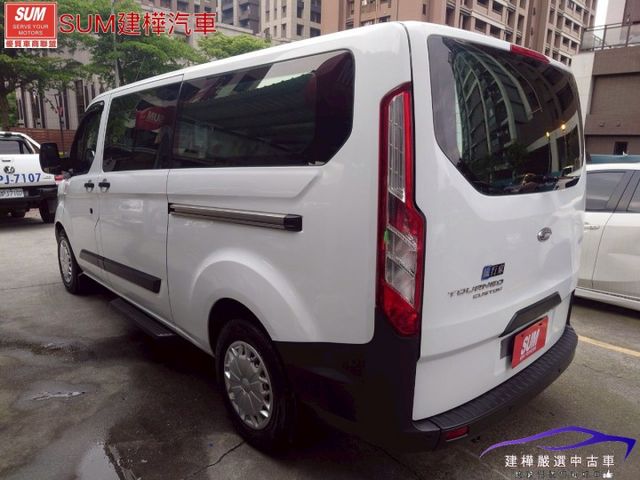 2014 旅行家 原福祉車 後車箱加裝輪椅電動升降裝置  第6張相片