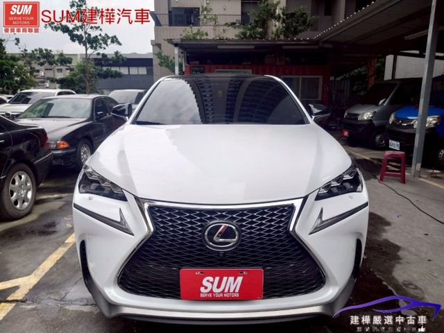 2017 NX200T F-SPORT版 一手車 全景天窗 電動尾門 全車環景 後座出風口 換檔撥片 四輪傳動 盲點偵測  第2張相片