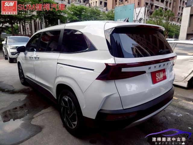 2023 CUSTIN VIP版 全車原漆原鈑件 里程保證只跑4千 LV2跟車 環景 全景天窗 電尾門 雙電滑  第6張相片