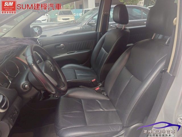 2015 LIVINA 全車原鈑件 好開好坐的五門好車 安卓機 導航 倒車顯影  第7張相片