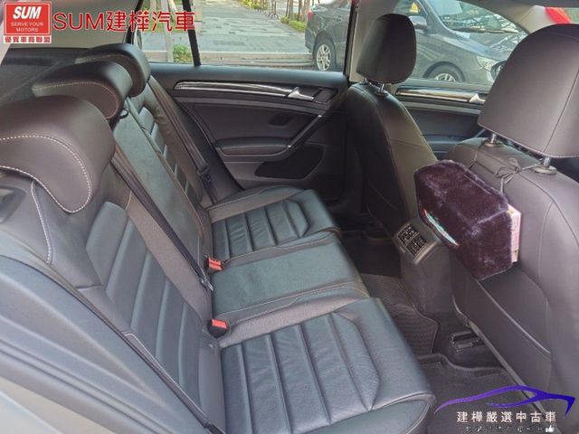 2019 Golf TSi Style 12.3吋液晶儀表板 全車原鈑件 原廠保固到2026年 快撥 盲點 ACC跟車  第10張相片