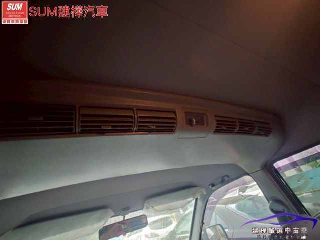 2006 瑞獅 開不壞的稀有好車 全車原漆原鈑件 里程只跑11萬 後座出風口  第12張相片